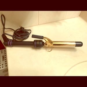 Hot tools curling iron.
